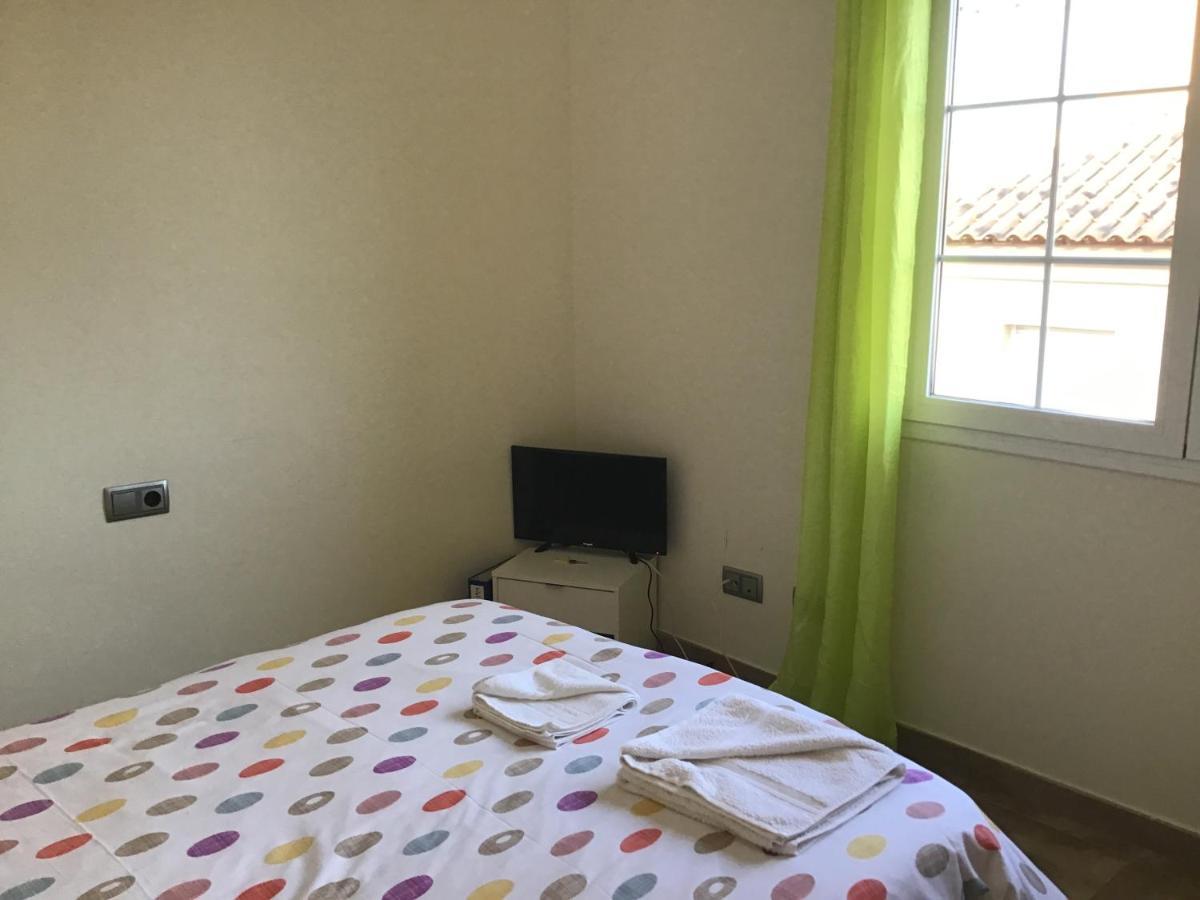 Double Room With Shared Bathroom And Shared Communal Areas R4 拉尔法斯德尔皮 外观 照片