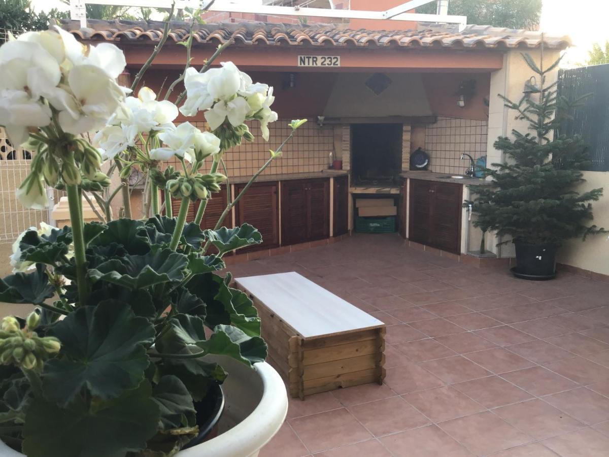 Double Room With Shared Bathroom And Shared Communal Areas R4 拉尔法斯德尔皮 外观 照片